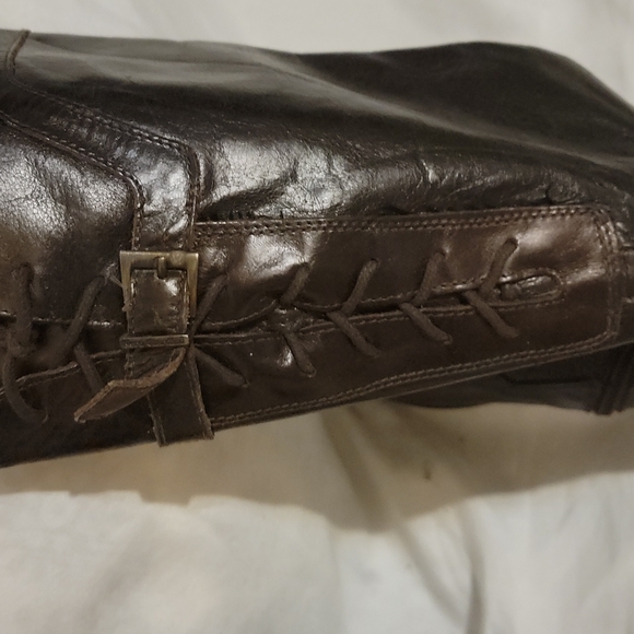 Boots - Picture 2 of 7